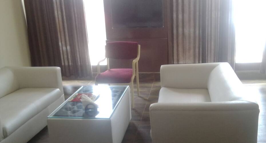 Hotel Golden Sand, Rohtak 4